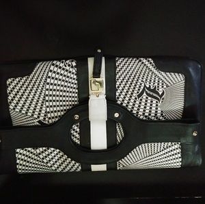 L.A.M.B. SAMBURU CLUTCH